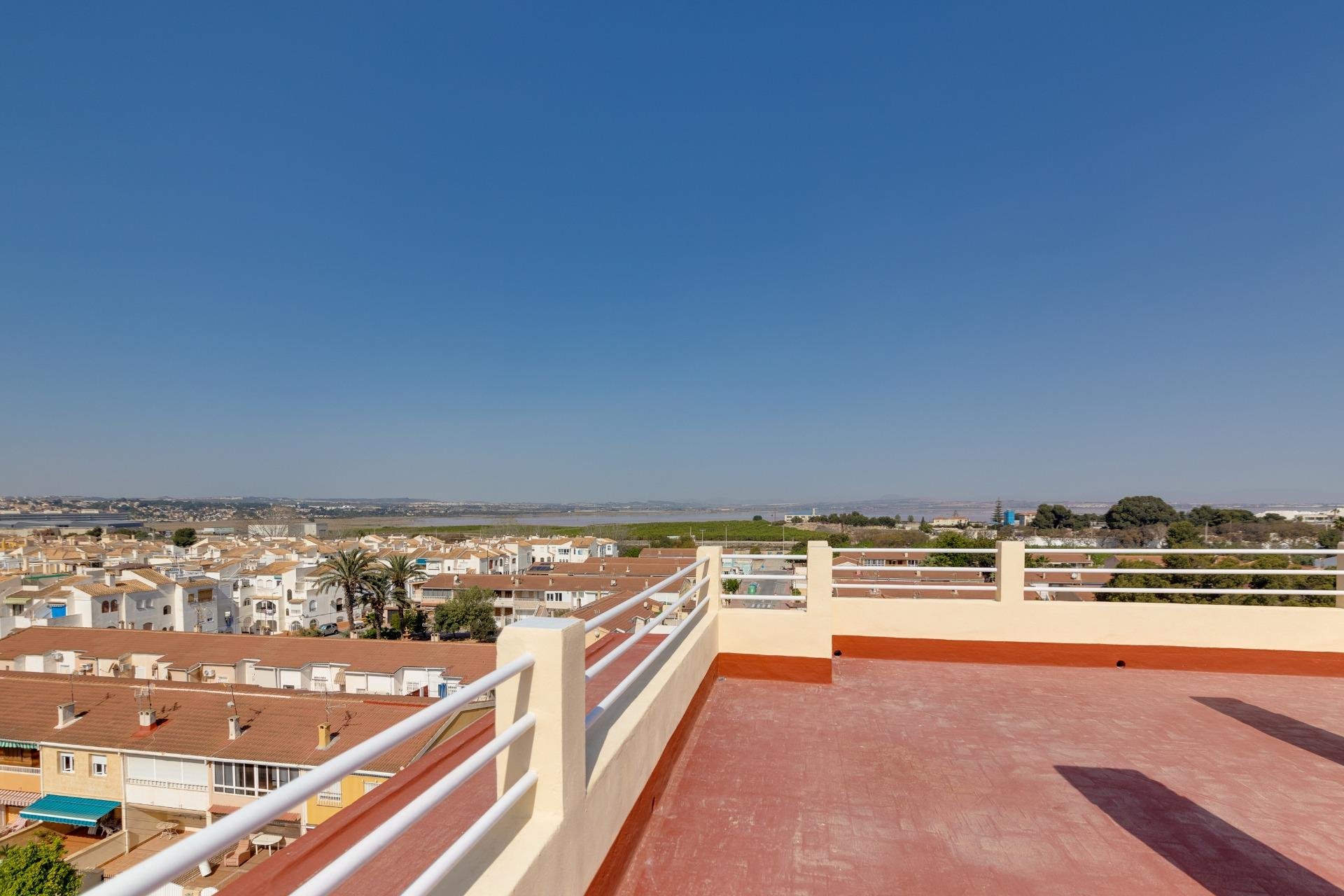 Herverkoop - Appartement -
Torrevieja - Playa De Los Naufragos
