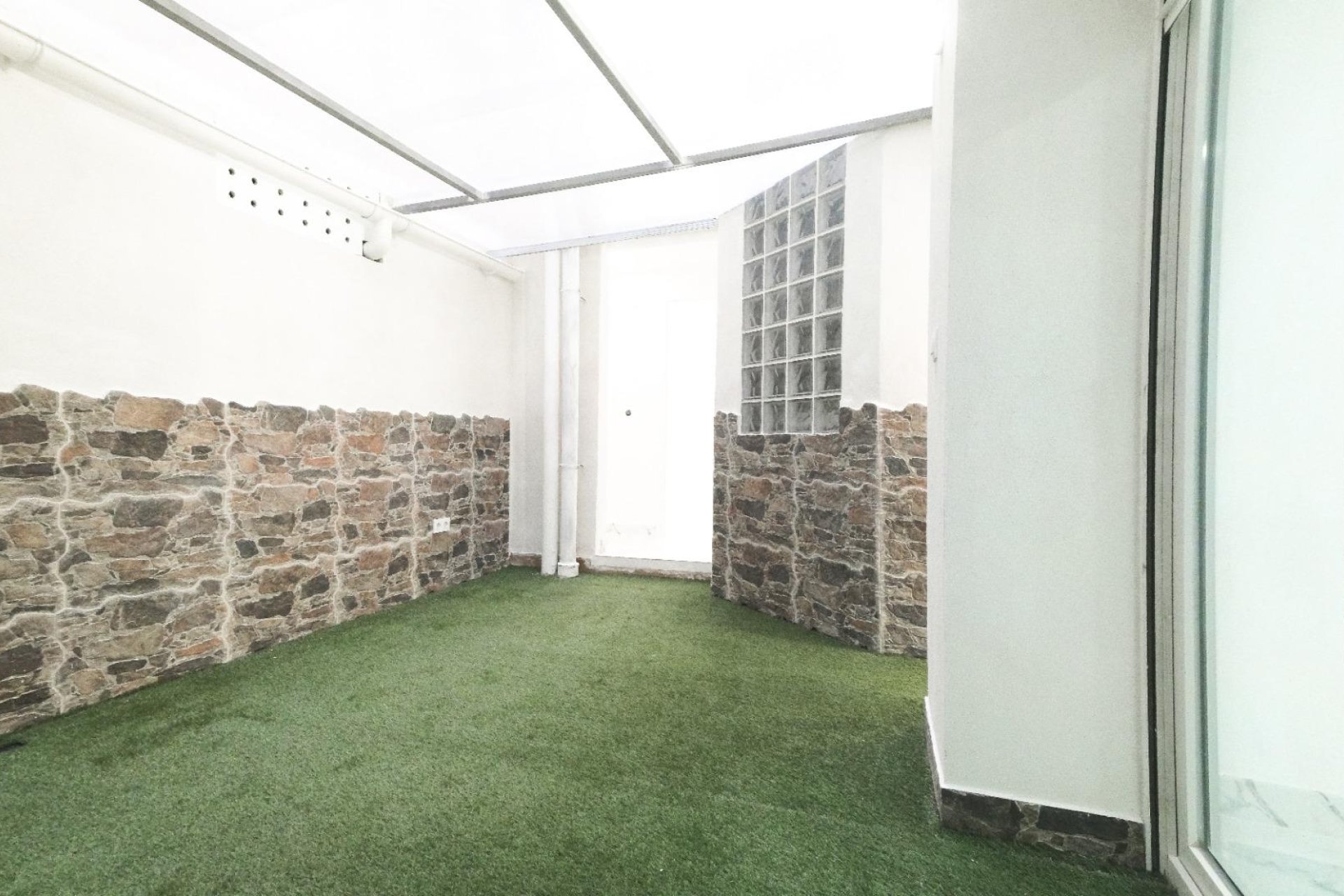 Herverkoop - Appartement -
Torrevieja - Playa De Los Naufragos