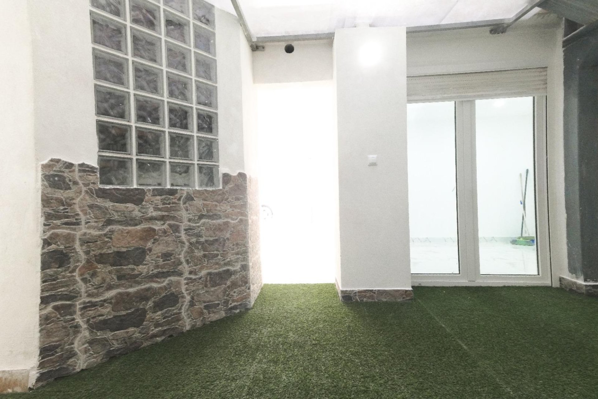 Herverkoop - Appartement -
Torrevieja - Playa De Los Naufragos