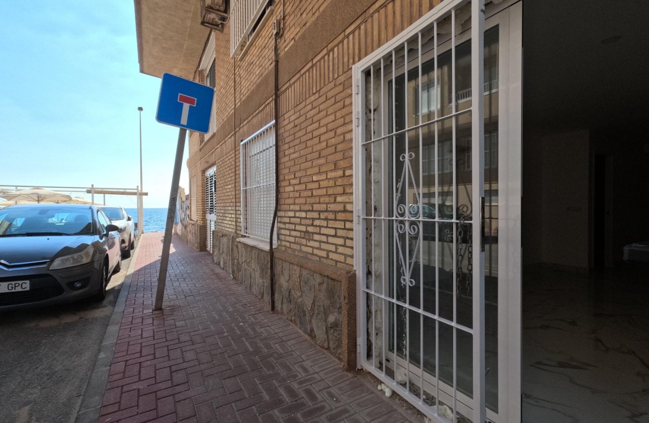 Herverkoop - Appartement -
Torrevieja - Playa De Los Naufragos