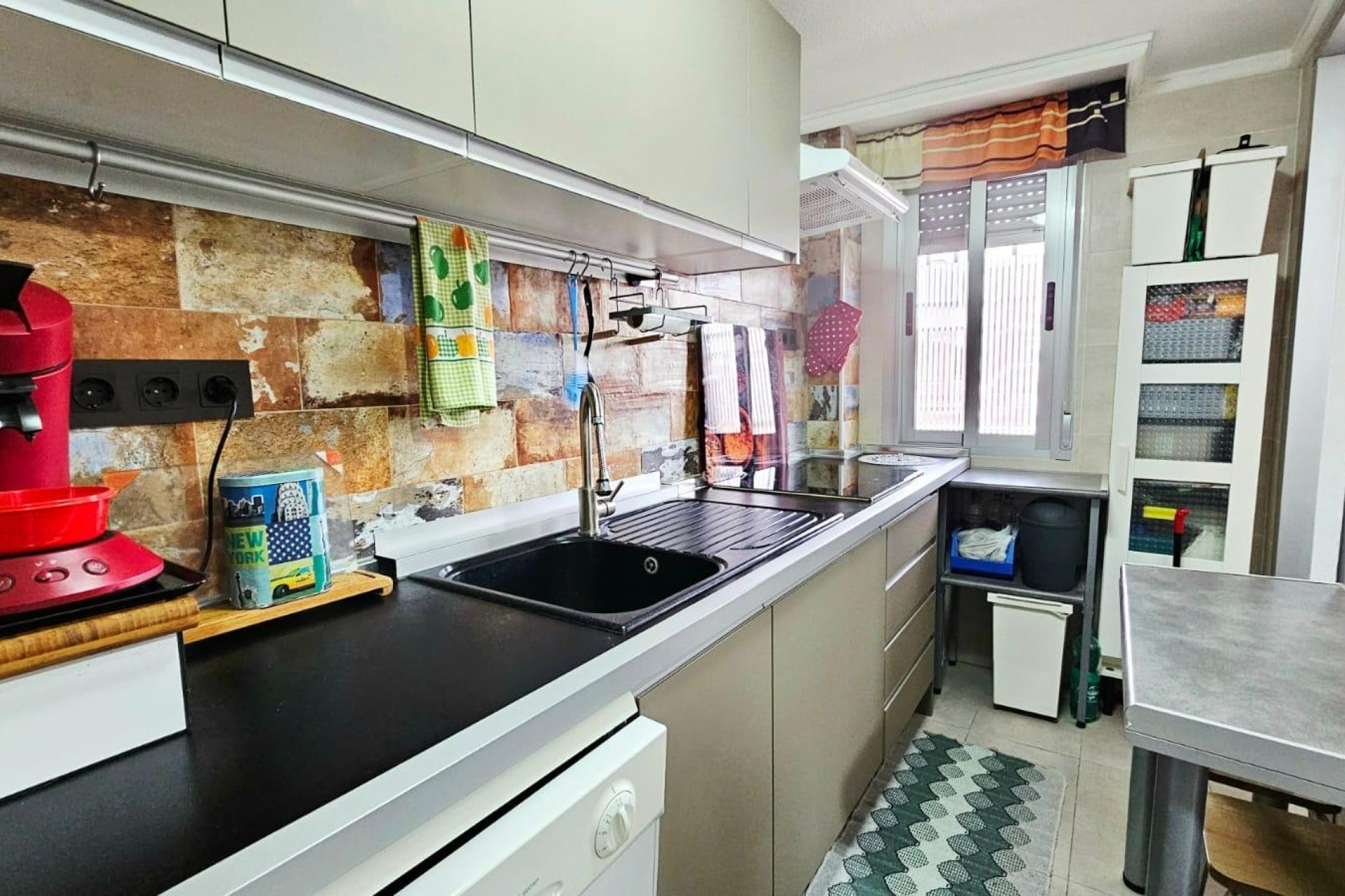 Herverkoop - Appartement -
Torrevieja - Playa De Los Naufragos