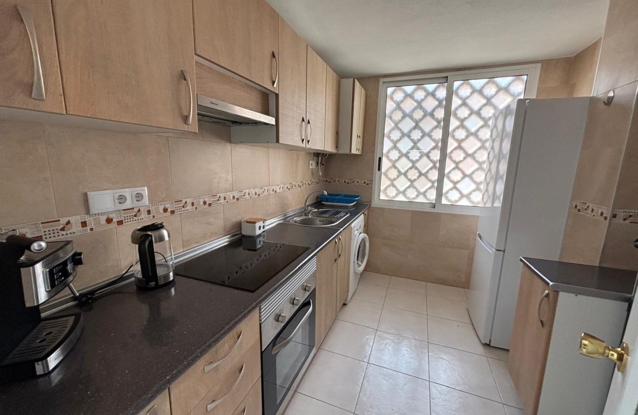 Herverkoop - Appartement -
Torrevieja - Playa De Los Naufragos