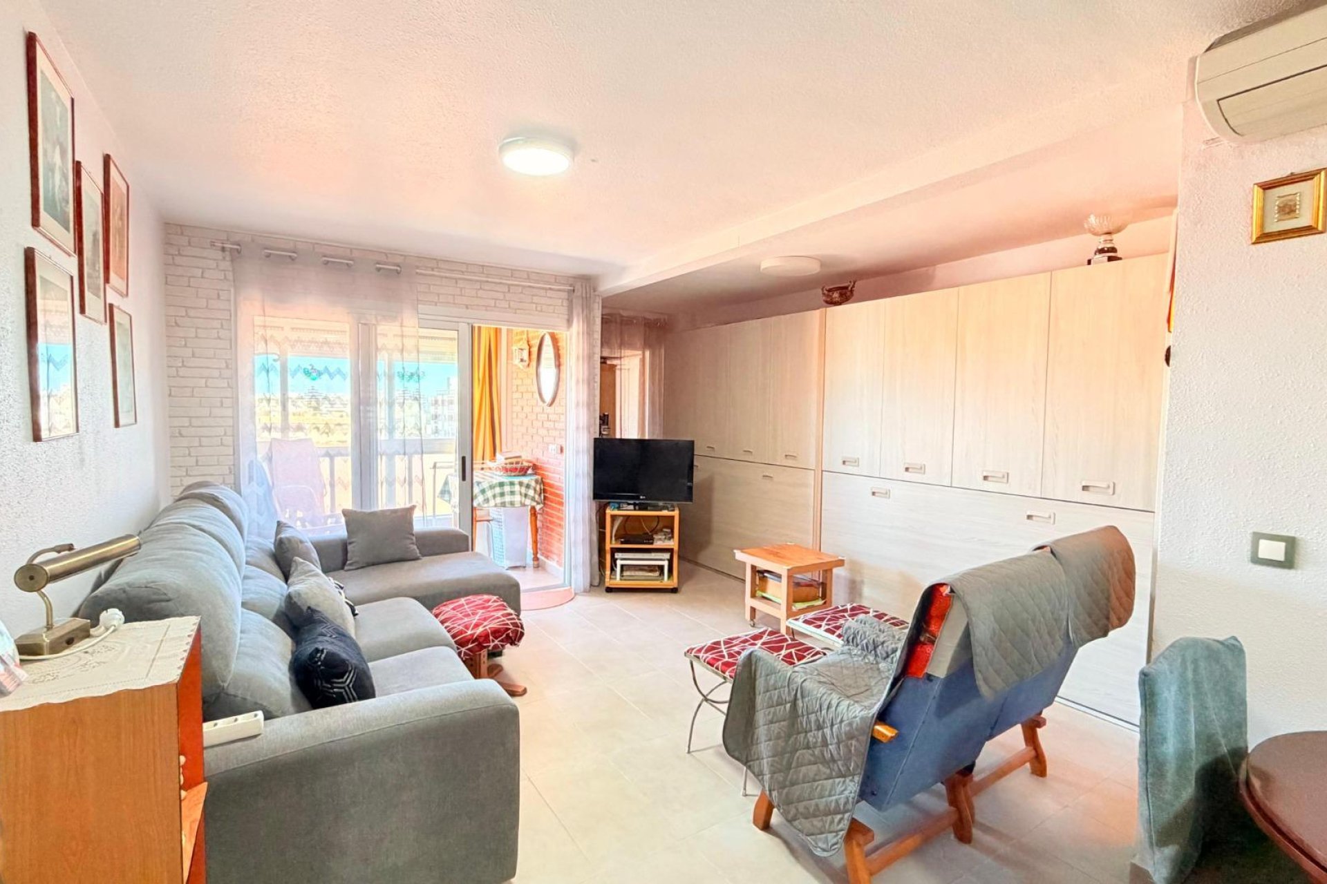 Herverkoop - Appartement -
Torrevieja - Playa De Los Naufragos