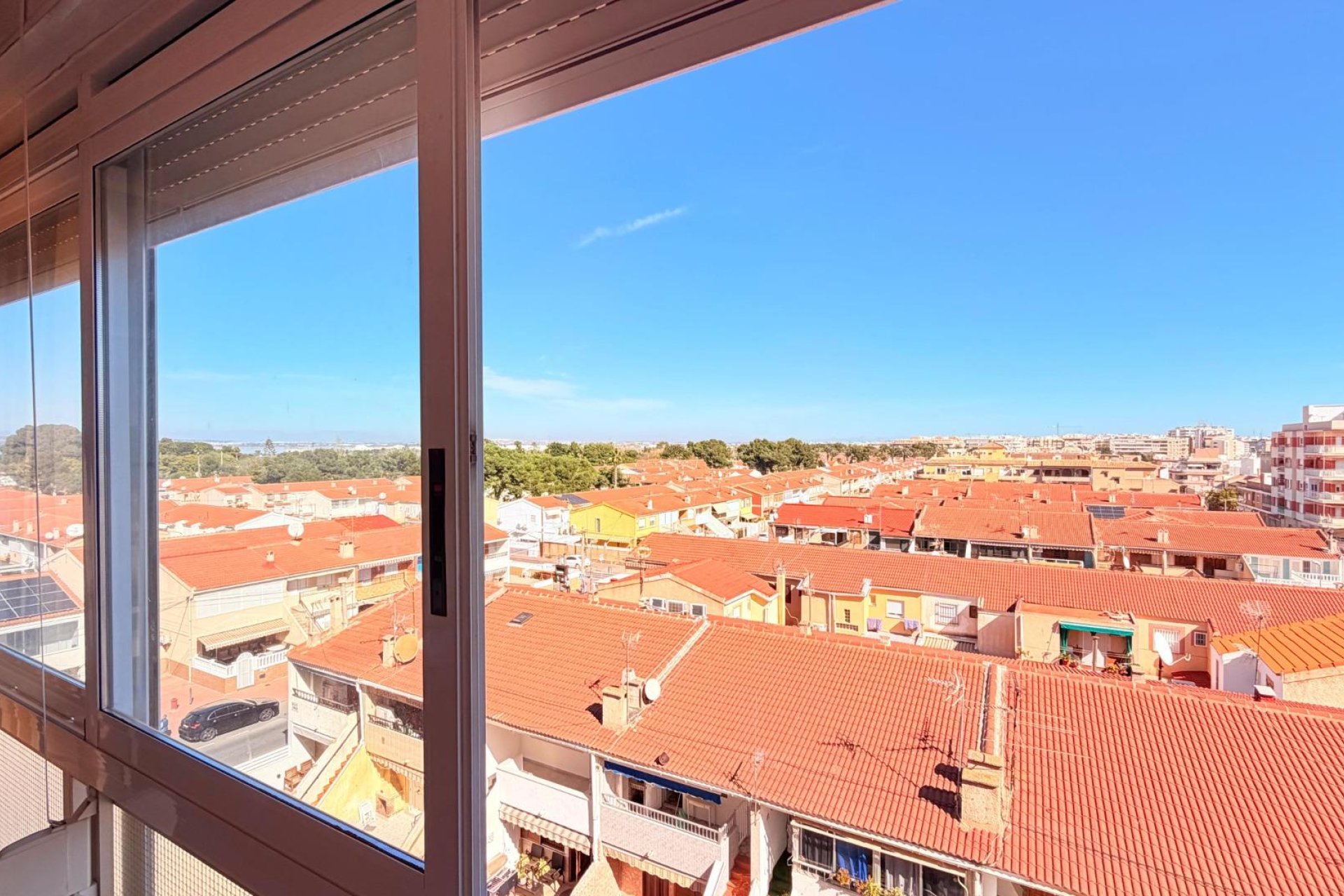Herverkoop - Appartement -
Torrevieja - Playa De Los Naufragos