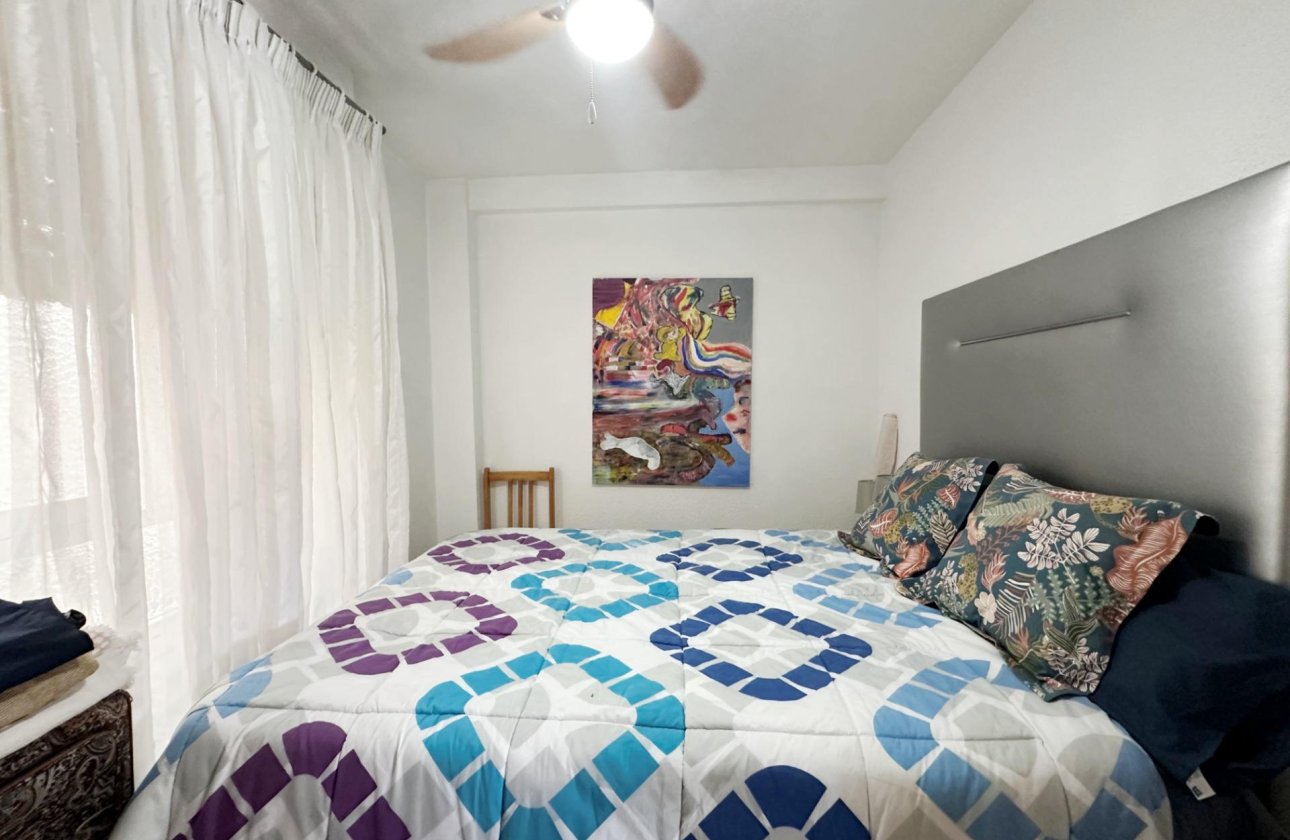 Herverkoop - Appartement -
Torrevieja - Playa De Los Naufragos