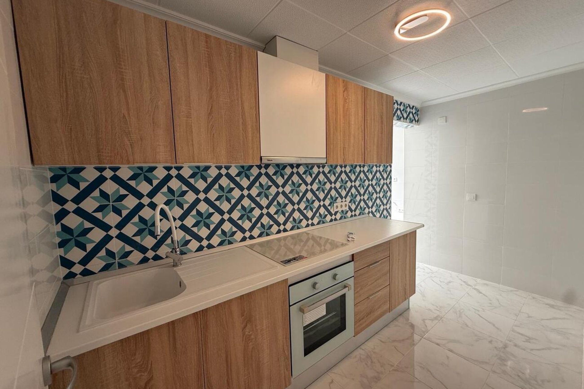 Herverkoop - Appartement -
Torrevieja - Playa del Acequión