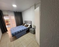 Herverkoop - Appartement -
Torrevieja - Playa del Cura