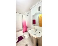 Herverkoop - Appartement -
Torrevieja - Playa del Cura