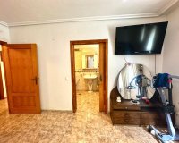 Herverkoop - Appartement -
Torrevieja - Playa del Cura