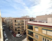 Herverkoop - Appartement -
Torrevieja - Playa del Cura