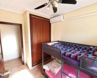 Herverkoop - Appartement -
Torrevieja - Playa del Cura