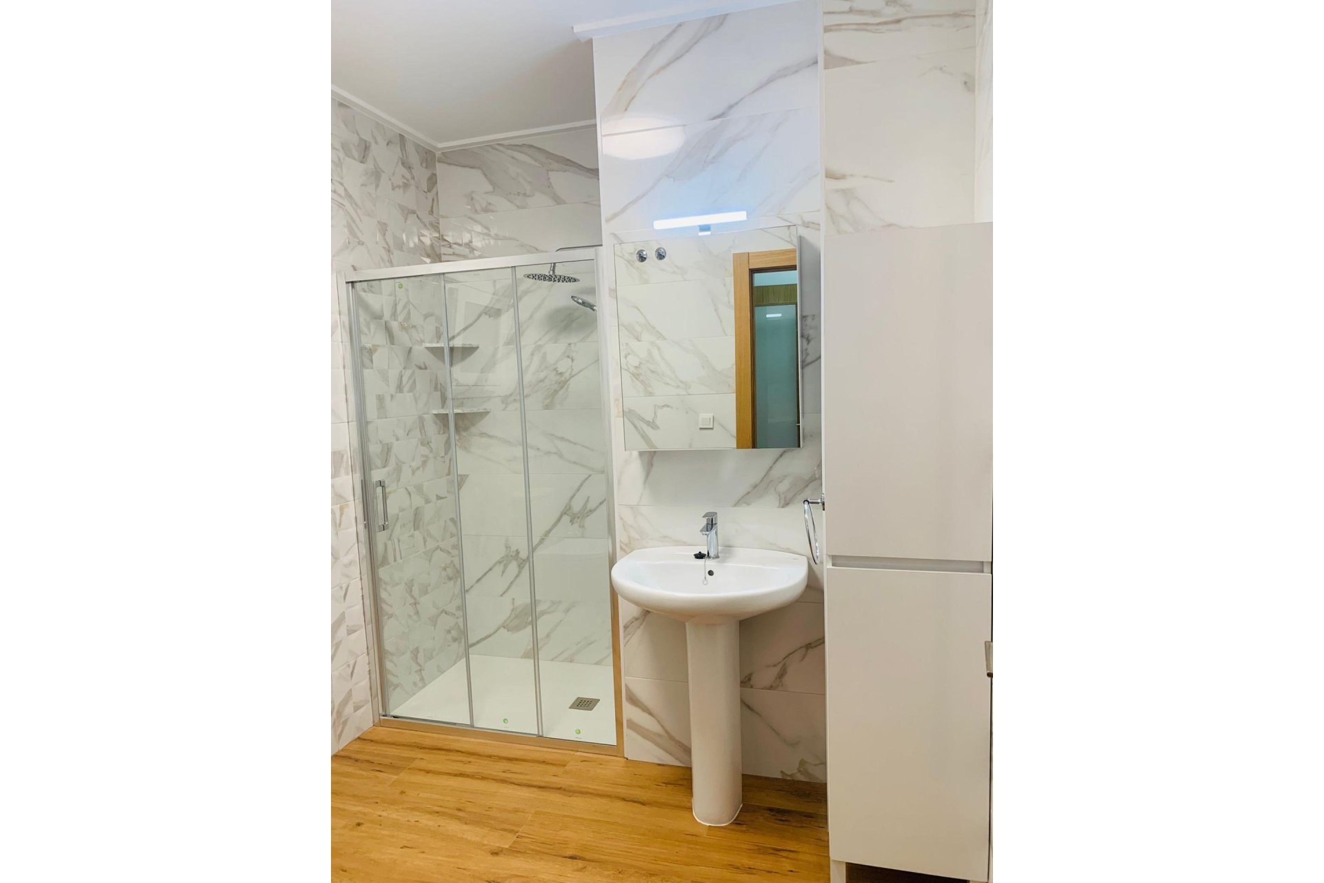 Herverkoop - Appartement -
Torrevieja - Playa del Cura