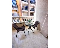 Herverkoop - Appartement -
Torrevieja - Playa del Cura