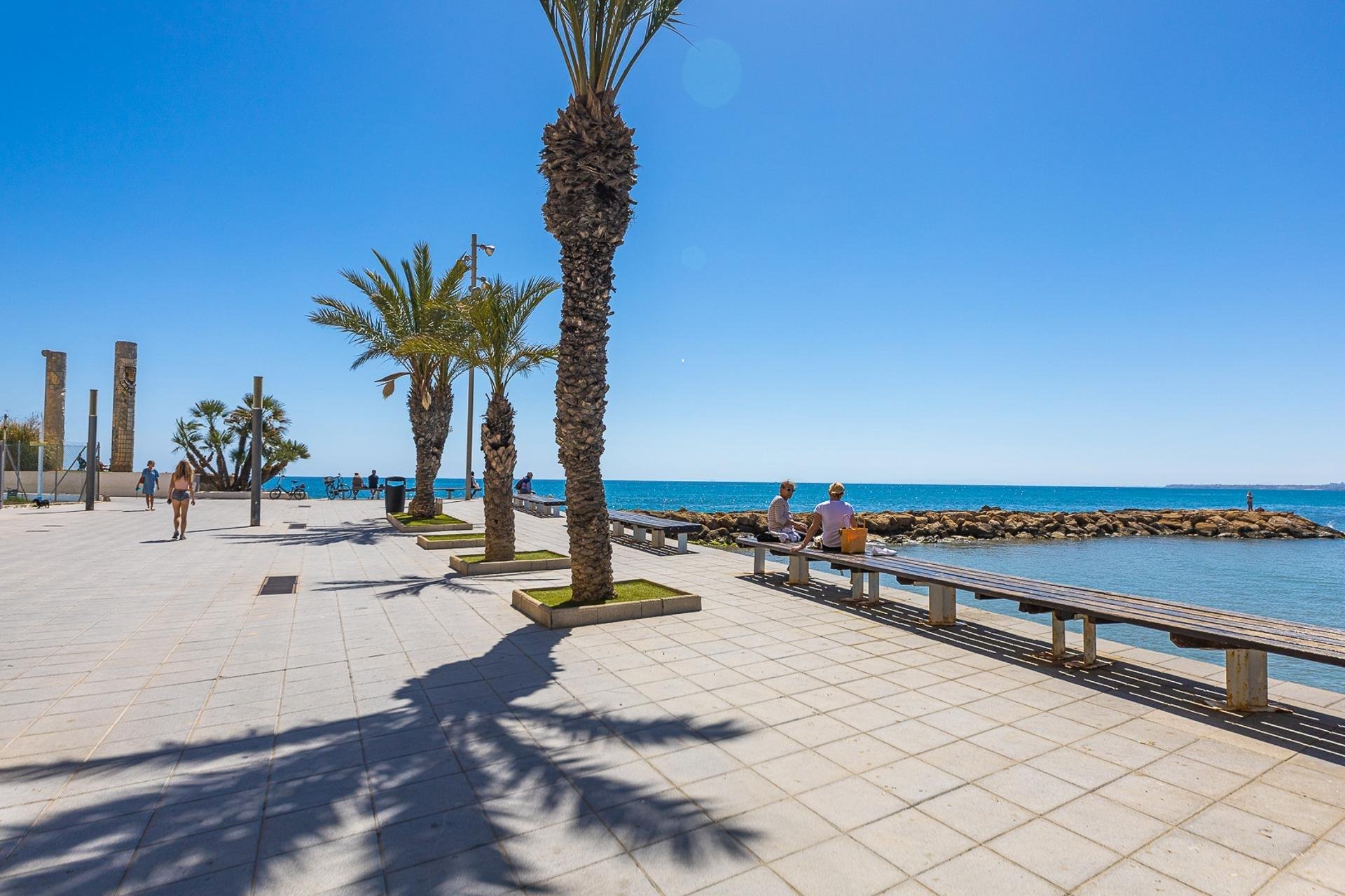 Herverkoop - Appartement -
Torrevieja - Playa del Cura