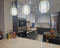 Herverkoop - Appartement -
Torrevieja - Playa del Cura