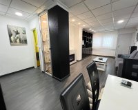 Herverkoop - Appartement -
Torrevieja - Playa del Cura