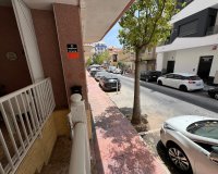Herverkoop - Appartement -
Torrevieja - Playa del Cura