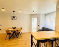 Herverkoop - Appartement -
Torrevieja - Playa del Cura