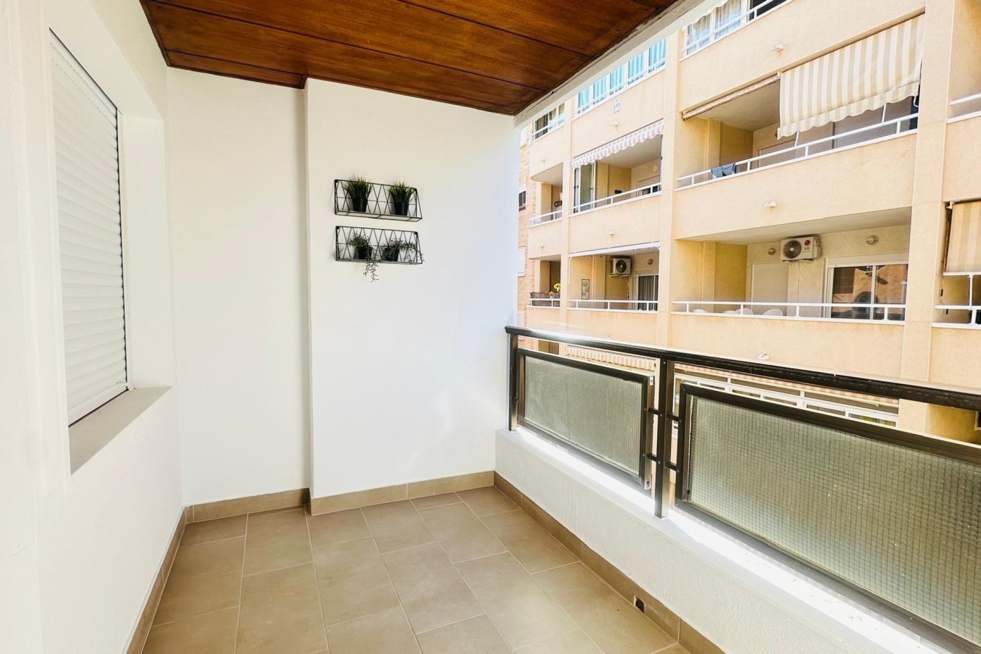 Herverkoop - Appartement -
Torrevieja - Playa del Cura