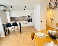 Herverkoop - Appartement -
Torrevieja - Playa del Cura