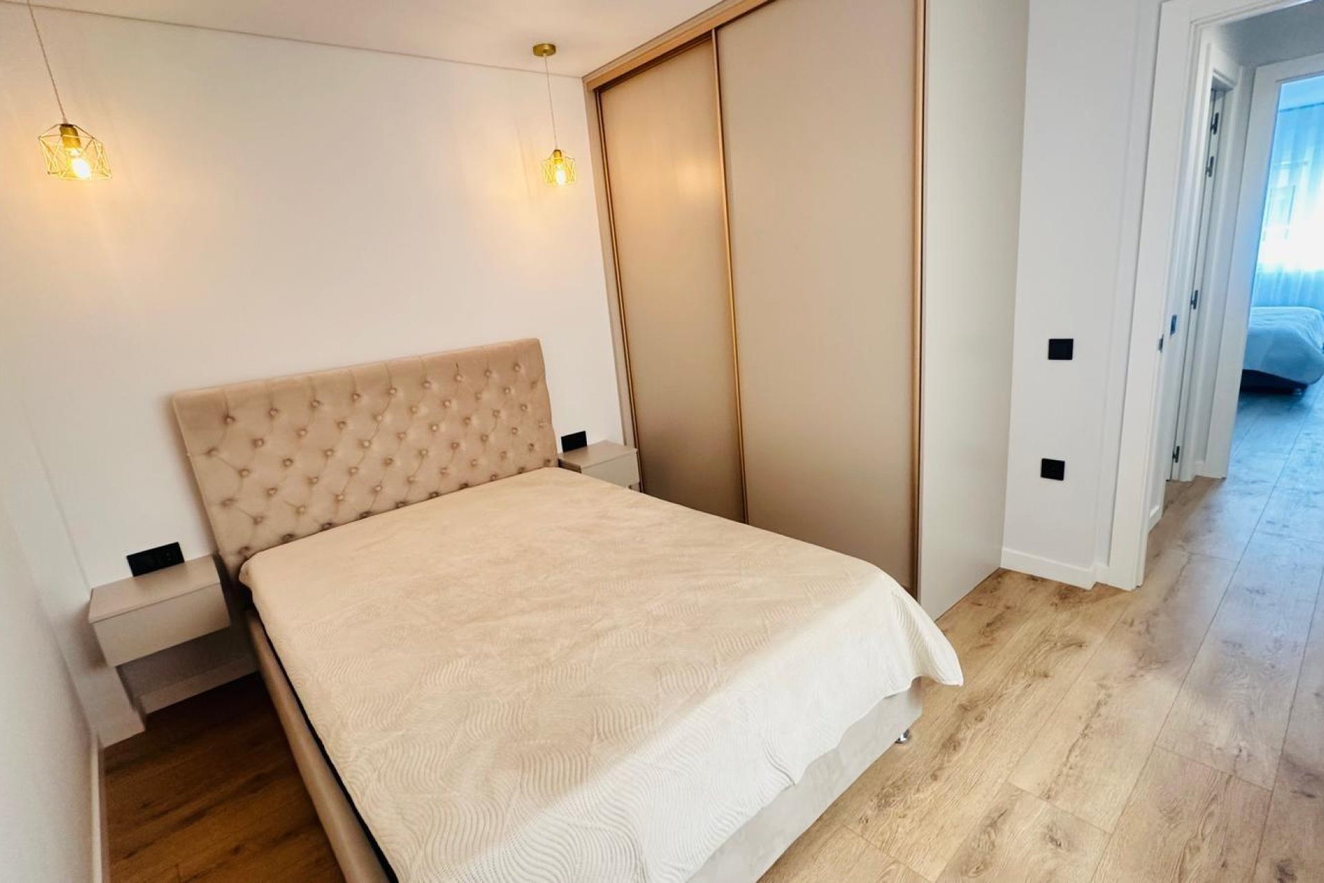 Herverkoop - Appartement -
Torrevieja - Playa del Cura