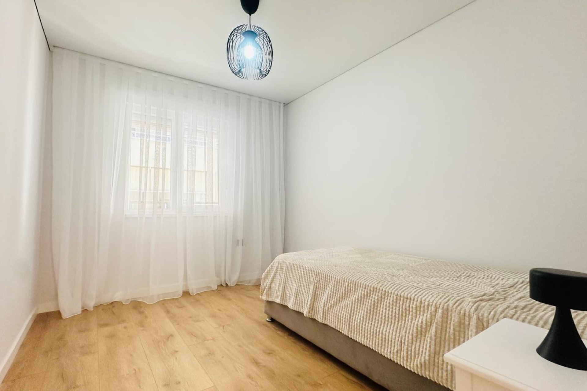 Herverkoop - Appartement -
Torrevieja - Playa del Cura