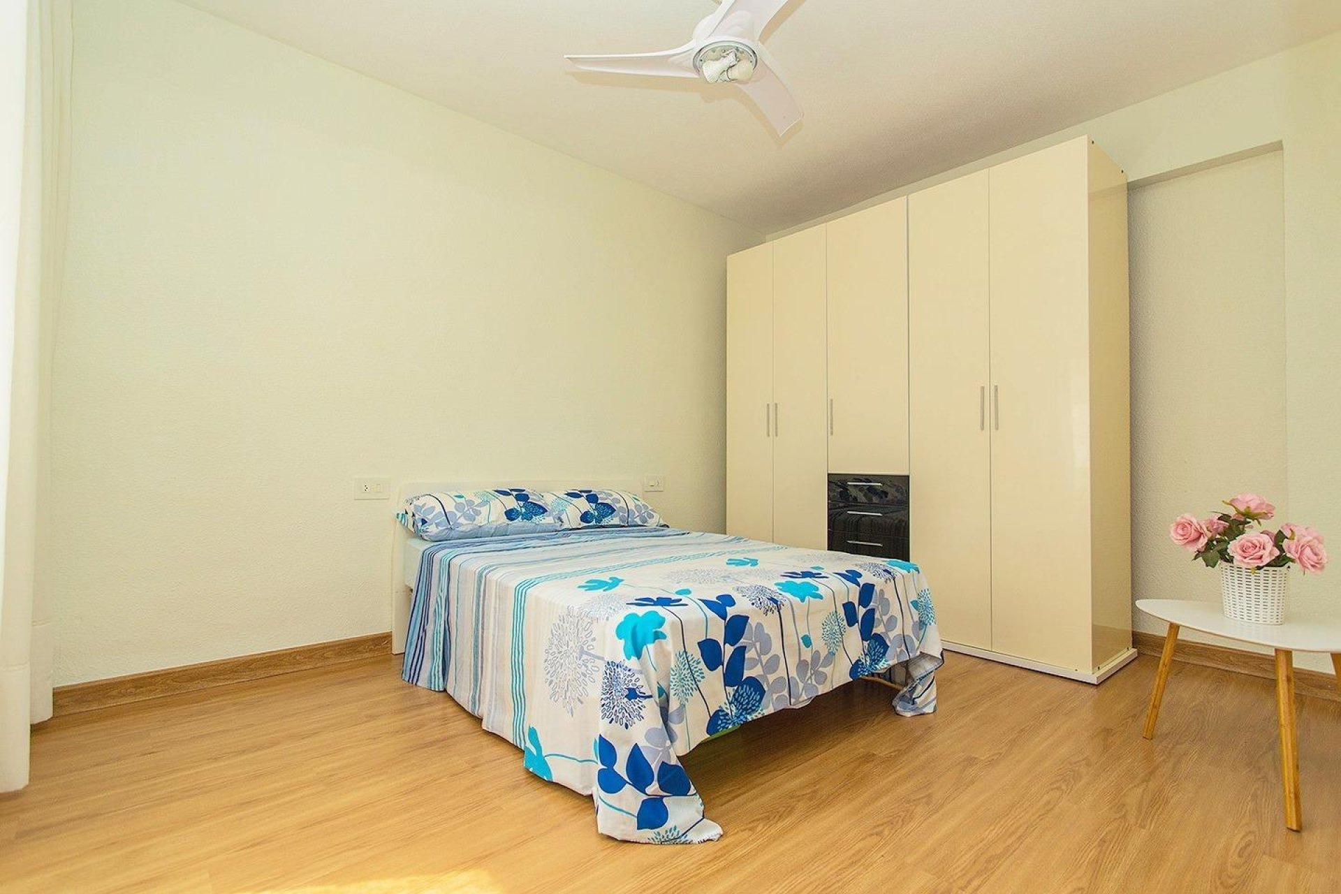 Herverkoop - Appartement -
Torrevieja - Playa del Cura