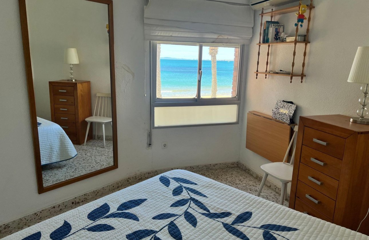 Herverkoop - Appartement -
Torrevieja - Playa del Cura