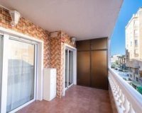 Herverkoop - Appartement -
Torrevieja - Playa del Cura