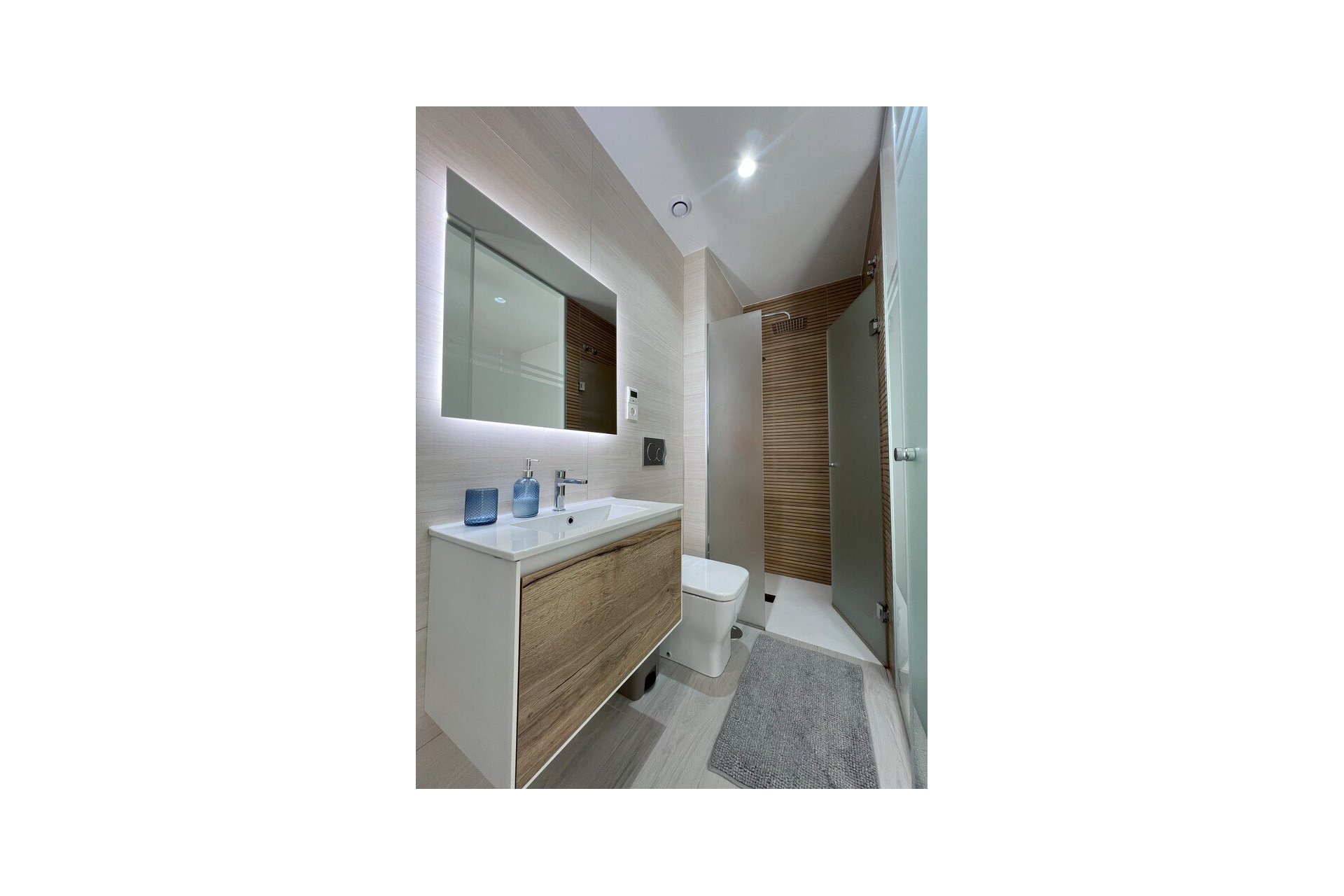 Herverkoop - Appartement -
Torrevieja - Playa del Cura