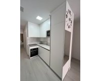 Herverkoop - Appartement -
Torrevieja - Playa del Cura