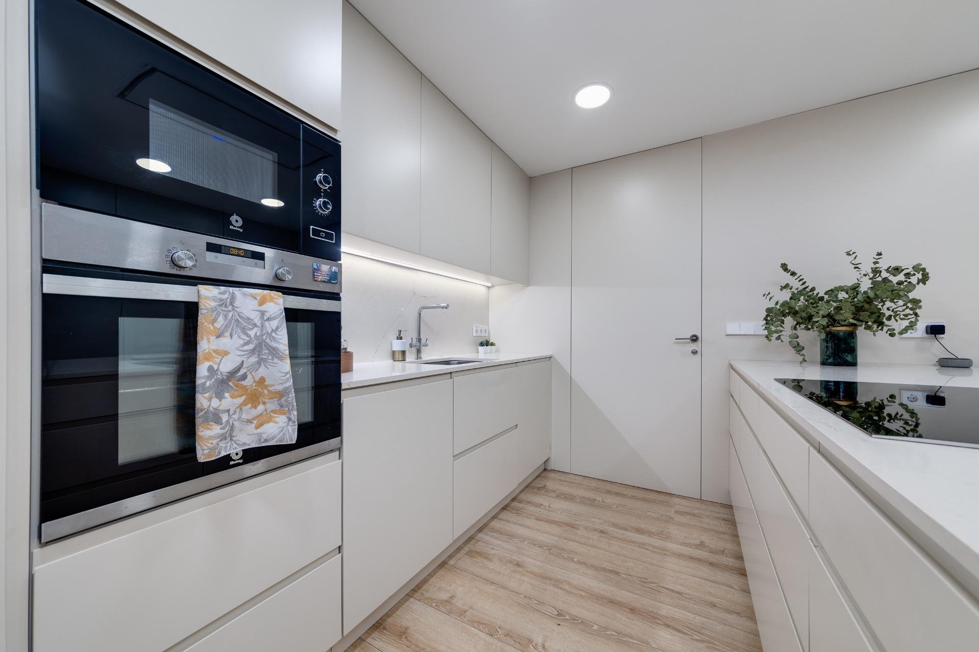 Herverkoop - Appartement -
Torrevieja - Playa del Cura