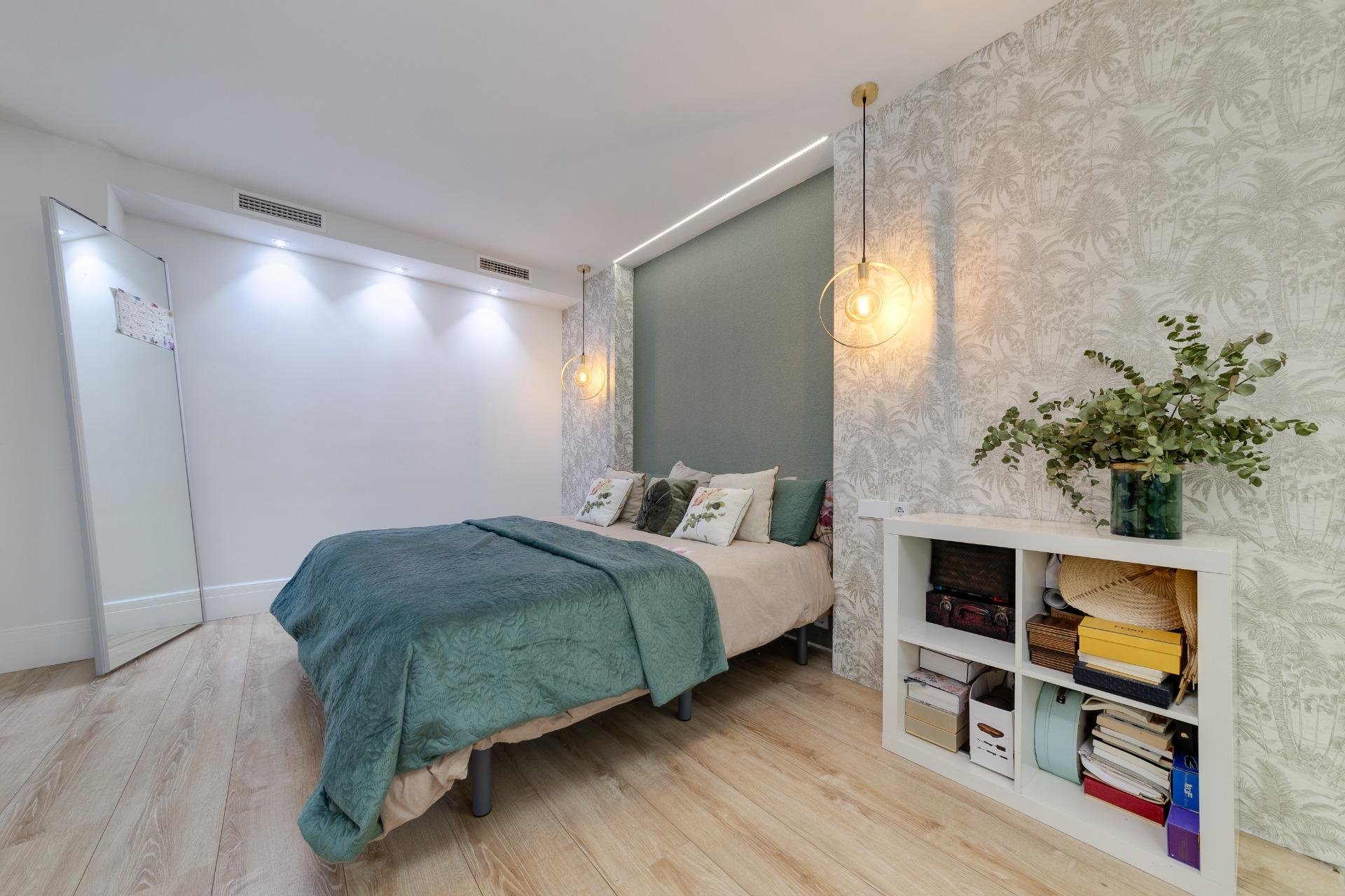 Herverkoop - Appartement -
Torrevieja - Playa del Cura