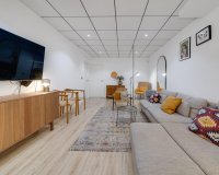 Herverkoop - Appartement -
Torrevieja - Playa del Cura