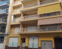 Herverkoop - Appartement -
Torrevieja - Playa del Cura