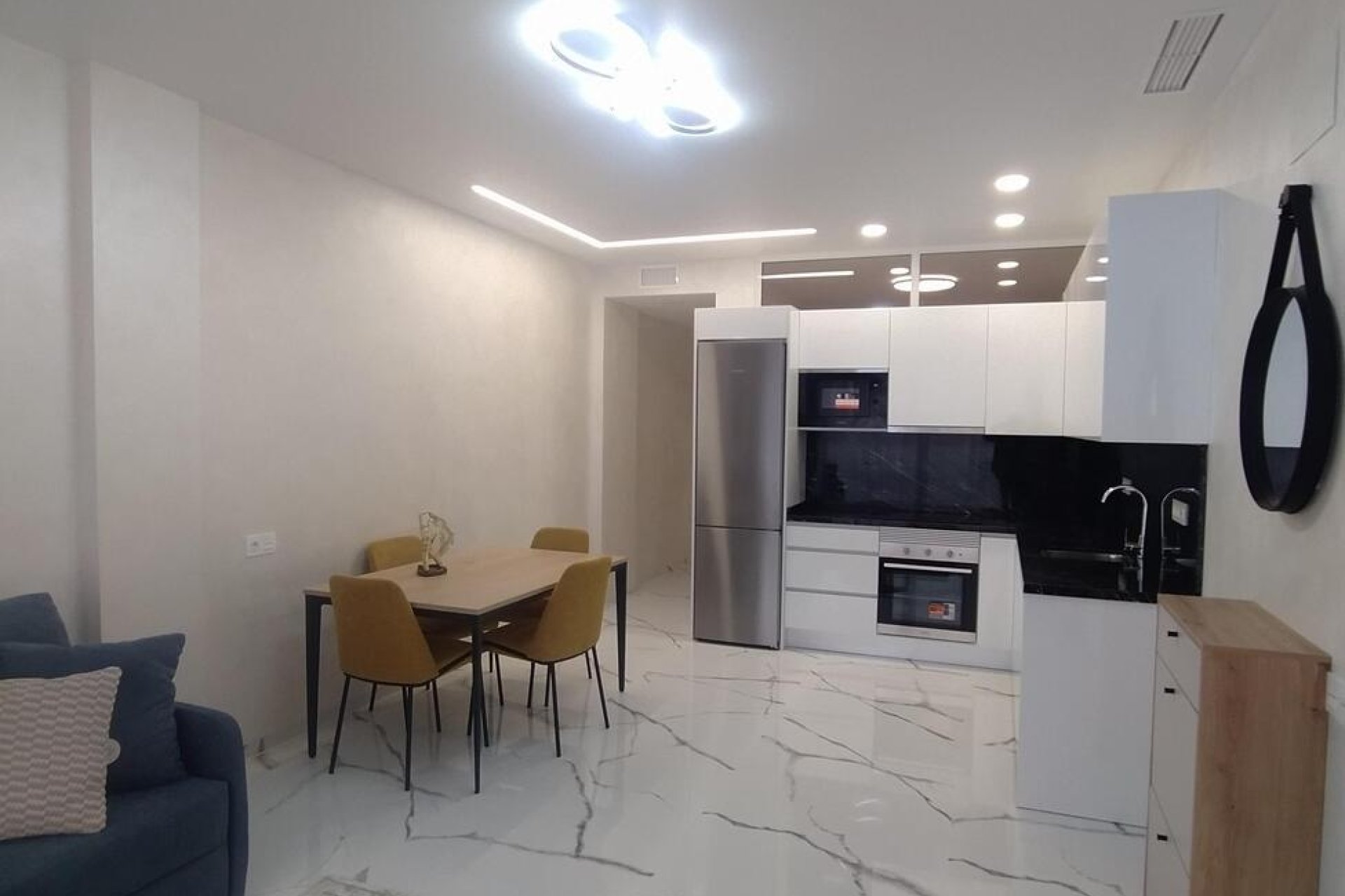 Herverkoop - Appartement -
Torrevieja - Playa del Cura