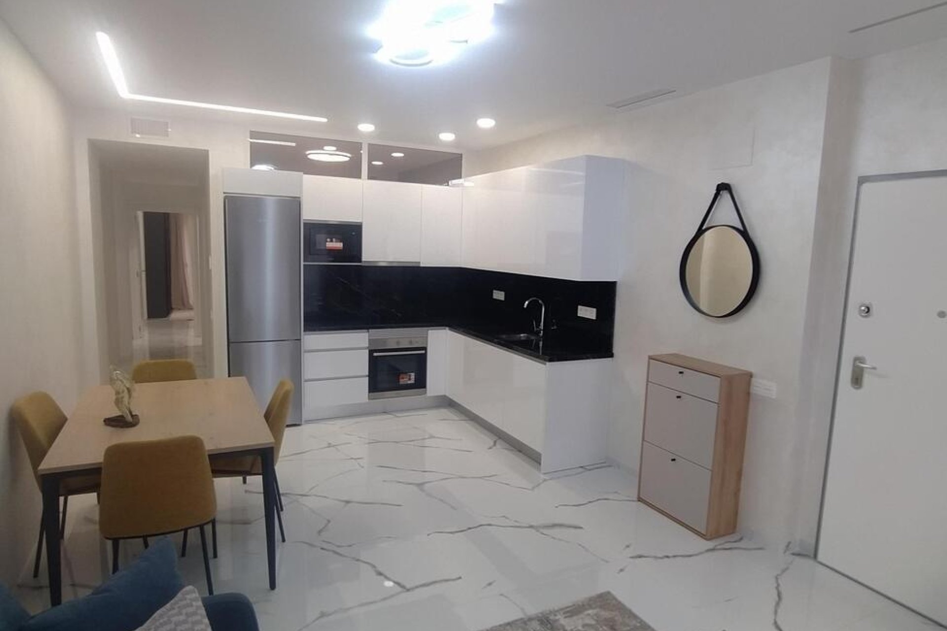 Herverkoop - Appartement -
Torrevieja - Playa del Cura
