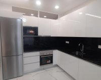 Herverkoop - Appartement -
Torrevieja - Playa del Cura