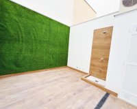 Herverkoop - Appartement -
Torrevieja - Playa del Cura