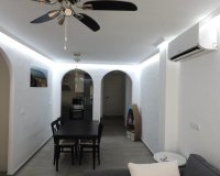Herverkoop - Appartement -
Torrevieja - Playa del Cura