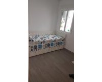 Herverkoop - Appartement -
Torrevieja - Playa del Cura