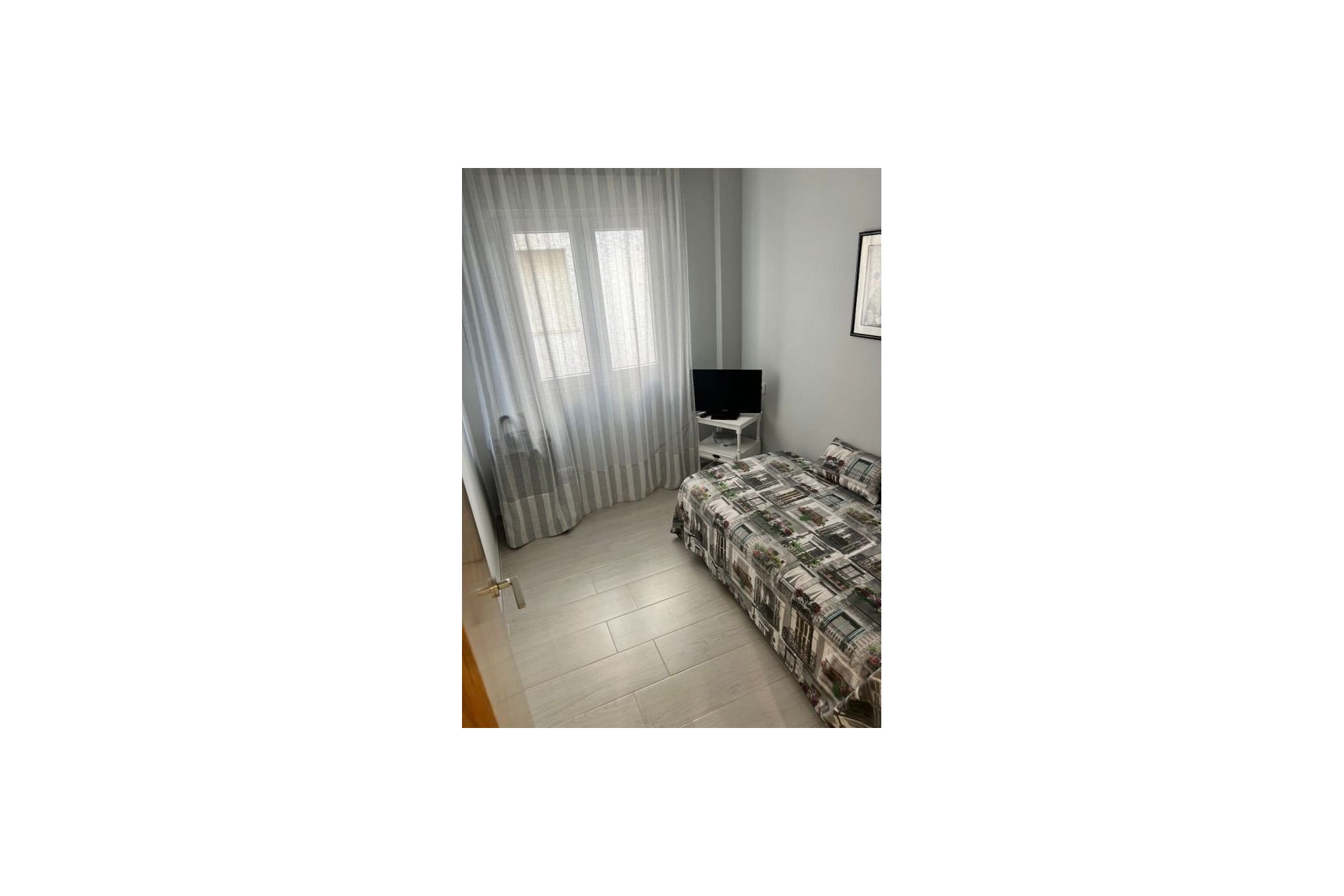 Herverkoop - Appartement -
Torrevieja - Playa del Cura