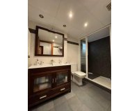 Herverkoop - Appartement -
Torrevieja - Playa del Cura