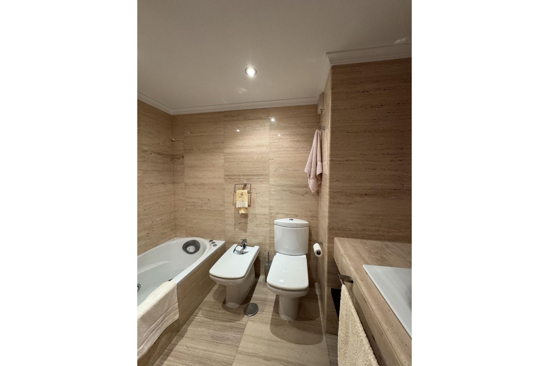 Herverkoop - Appartement -
Torrevieja - Playa del Cura