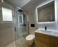 Herverkoop - Appartement -
Torrevieja - Playa del Cura