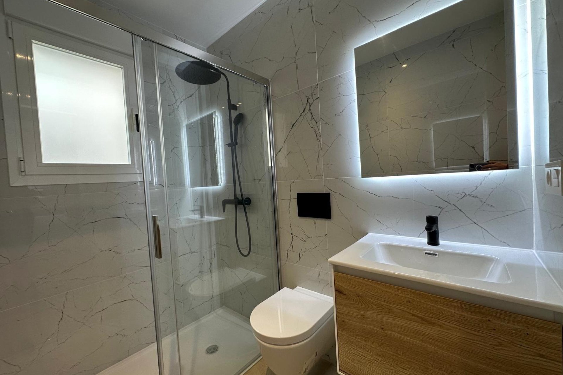 Herverkoop - Appartement -
Torrevieja - Playa del Cura