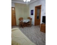 Herverkoop - Appartement -
Torrevieja - Playa del Cura
