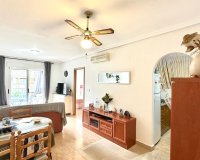 Herverkoop - Appartement -
Torrevieja - Playa del Cura