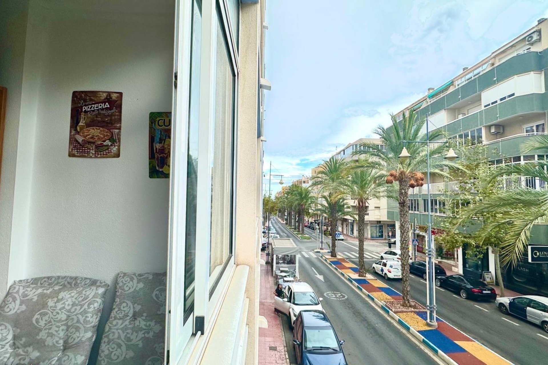 Herverkoop - Appartement -
Torrevieja - Playa del Cura