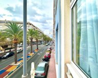 Herverkoop - Appartement -
Torrevieja - Playa del Cura